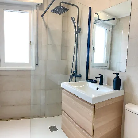 Acogedor Con Terraza Y Parking Publico En Διαμέρισμα