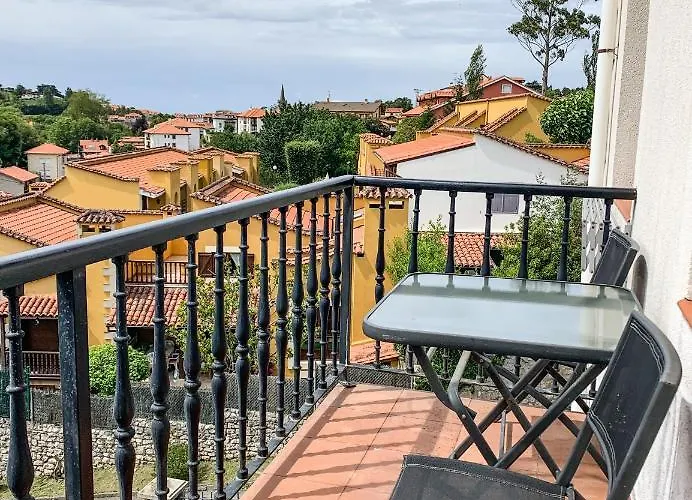 Acogedor Con Terraza Y Parking Publico En Apartmán