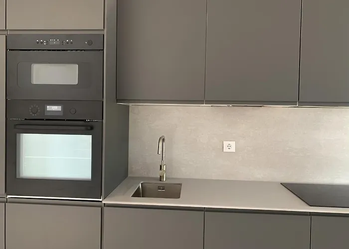 Acogedor Con Terraza Y Parking Publico En Apartmán