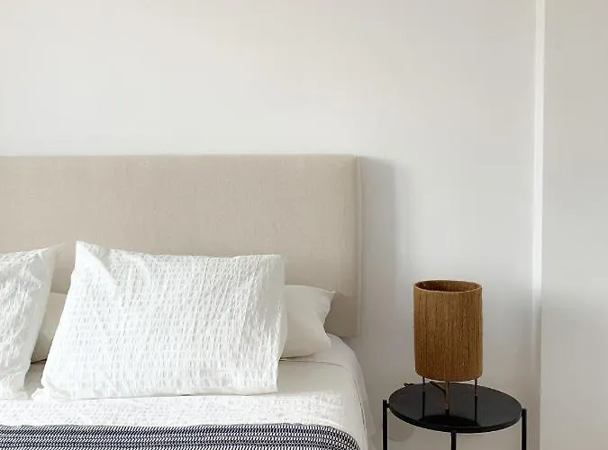 Apartmán Acogedor Con Terraza Y Parking Publico En *